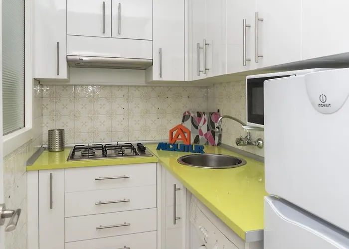 Apolo, 3º-16 Appartement *